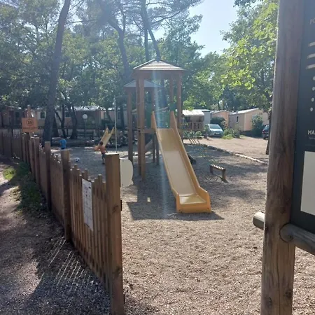 Parque de Campismo Domaine De La Sainte Baume Nans-les-Pins